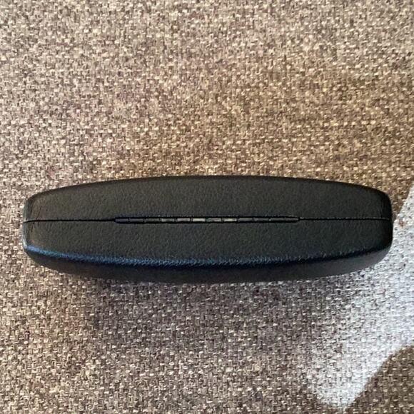 David Yurman Black EyeGlass Case in Like New Condition! - Picture 4 of 4